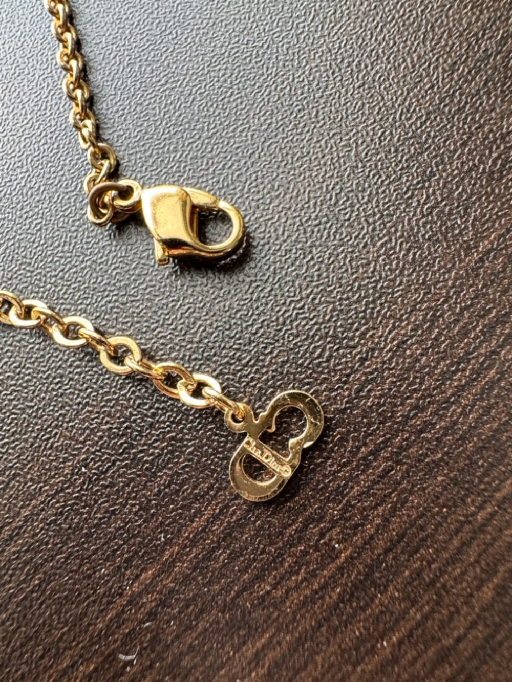 Christian Dior Vintage Gold Crystal V-Shaped Pendant Necklace - Picture 3 of 5